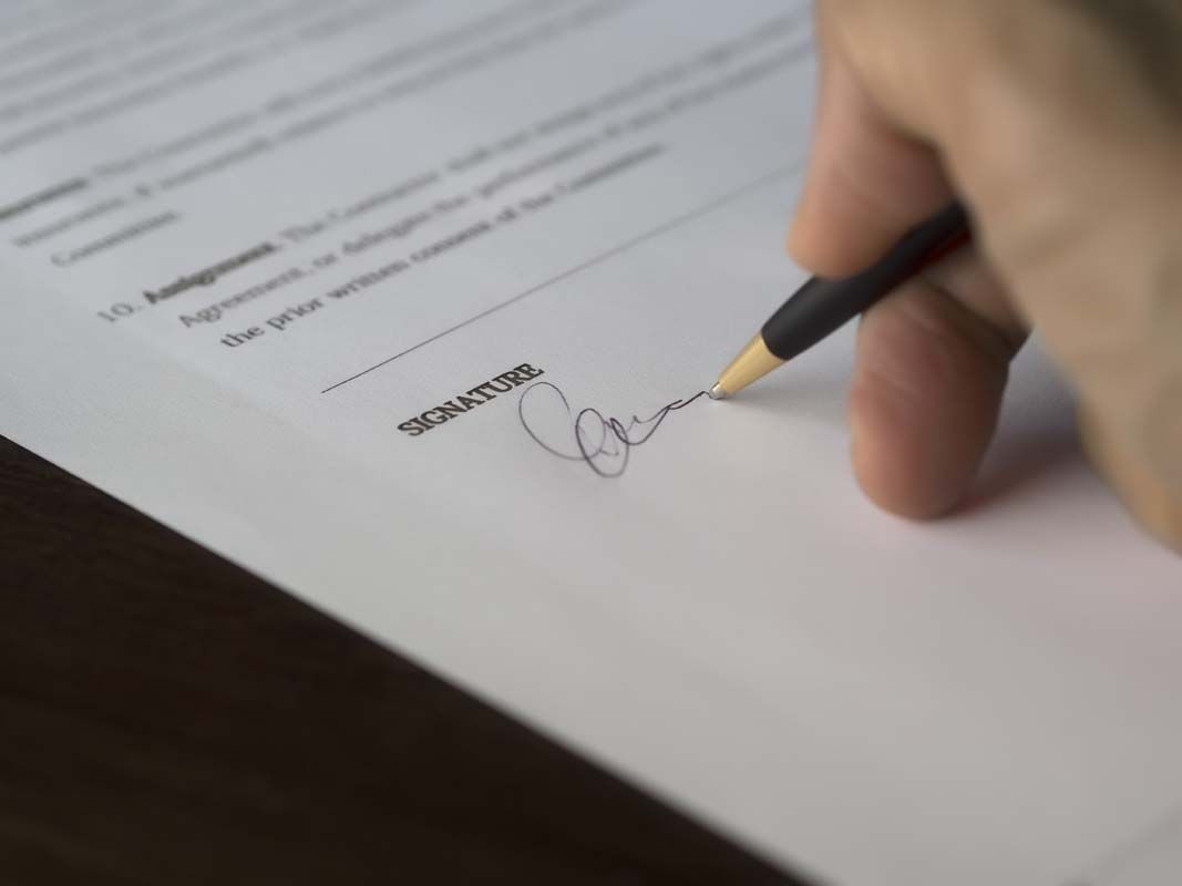 Cabinet spécialisé en traduction de contrat a quimper en bretagne Cabinet spécialisé en traduction de contrat a quimper en bretagne